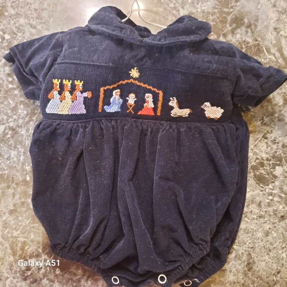 The Smocking Place Christmas romper - Picture 1 of 5